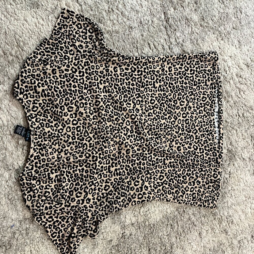 Leopard Print V Neck Women's Short Sleeve T Shirt Cutout Rue + - Picture 9 of 9